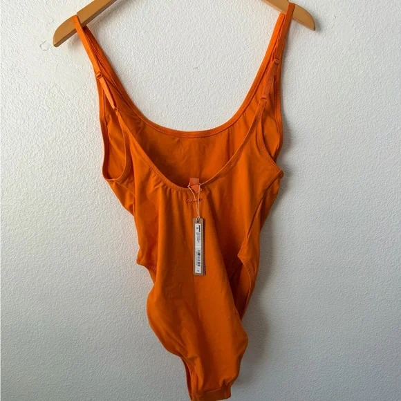SOLD SKIMS Signature Swim Scoop Neck One Piece Tangerine Size L NWT - Picture 4 of 5